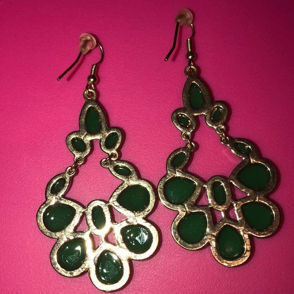 2 EARRING BUNDLE - Picture 7 of 7